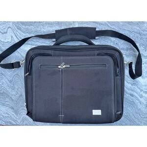 Case Logic Canvas Laptop Messenger Bag, Straps and Many Compartments, Black